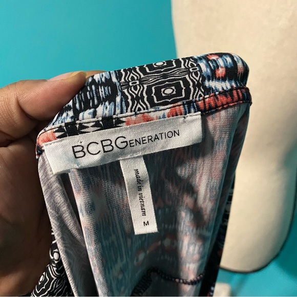 BCBGeneration M Multicolor Aztec Ikat Printed Short Sleeve Mini Swing Dress - Picture 4 of 5